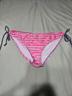 Unknown brand xxl women's gray and pink striped swimsuit bottoms
